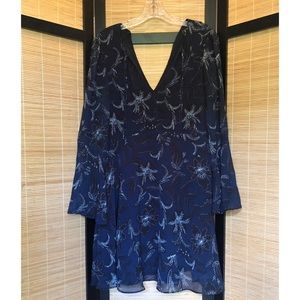 Sam Edelman Paisley Bell Sleeve Dress   NWT Size 4